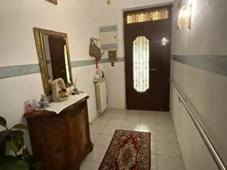 Immagine 8 di Appartamento in vendita  a Castelnuovo Magra