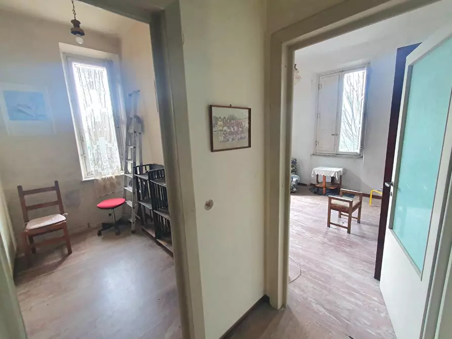 Immagine 20 di Appartamento in vendita  a Lucca