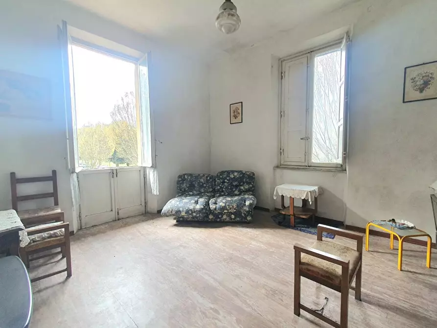 Immagine 6 di Appartamento in vendita  a Lucca