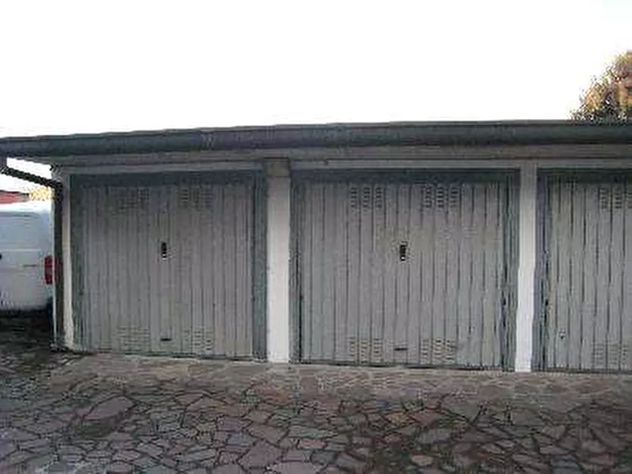 Immagine 6 di Appartamento in vendita  a Lentate Sul Seveso