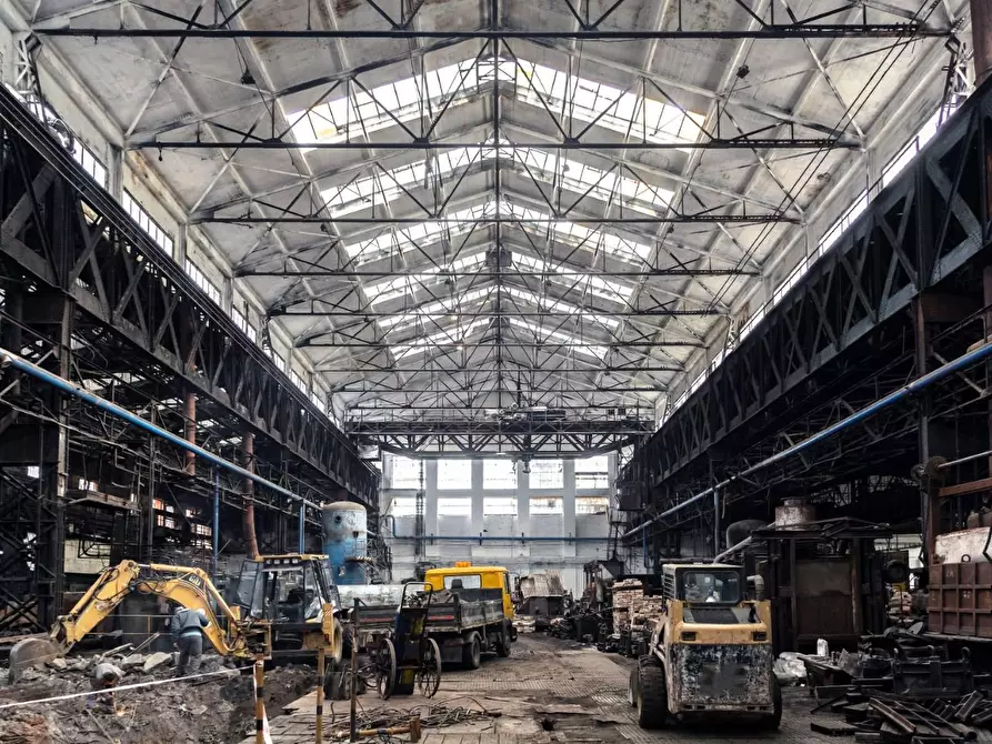 Immagine 4 di Capannone industriale in vendita  a San Maurizio Canavese