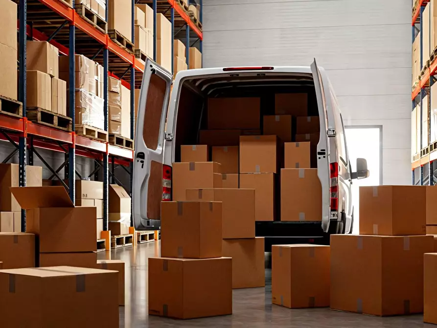 Immagine 1 di Laboratorio in vendita  a Volpiano