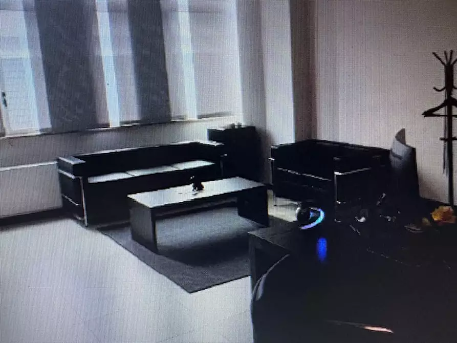 Immagine 6 di Ufficio in vendita  a Torino