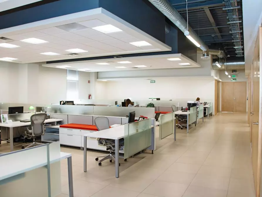 Immagine 4 di Ufficio in vendita  a Nichelino