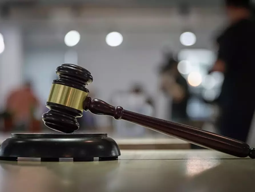 Immagine 4 di Garage in vendita  a Corio