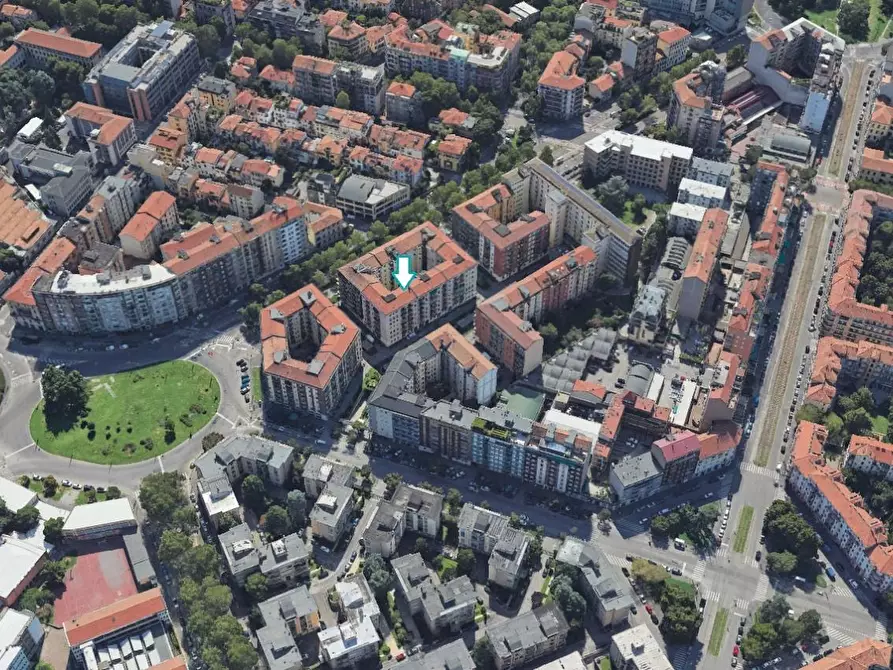 Immagine 1 di Laboratorio in vendita  a Milano