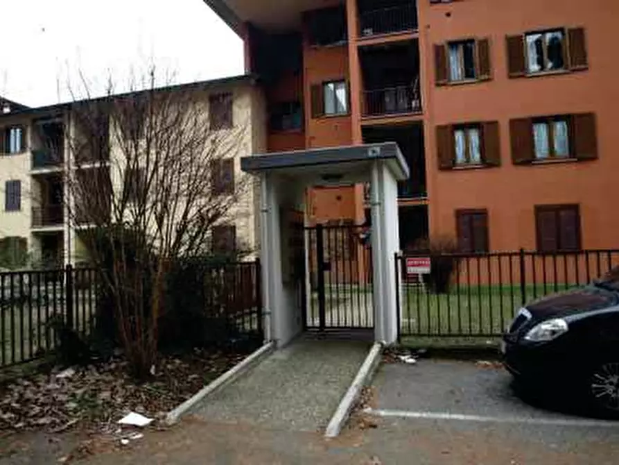 Immagine 16 di Magazzino in vendita  a Trezzo Sull'adda