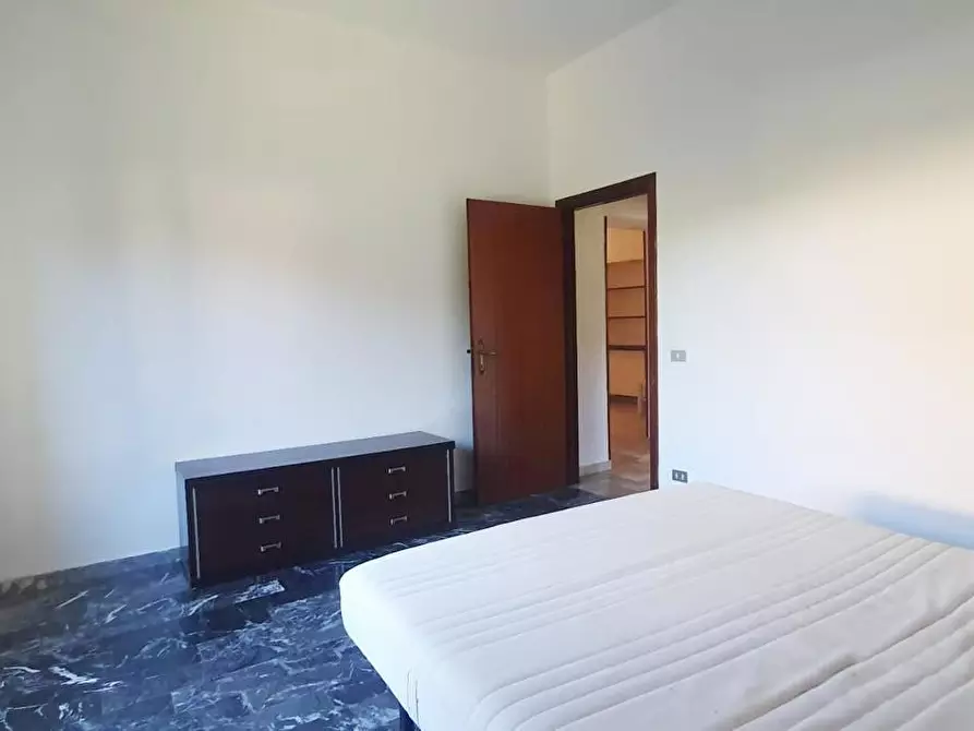 Immagine 24 di Appartamento in vendita  a Massa