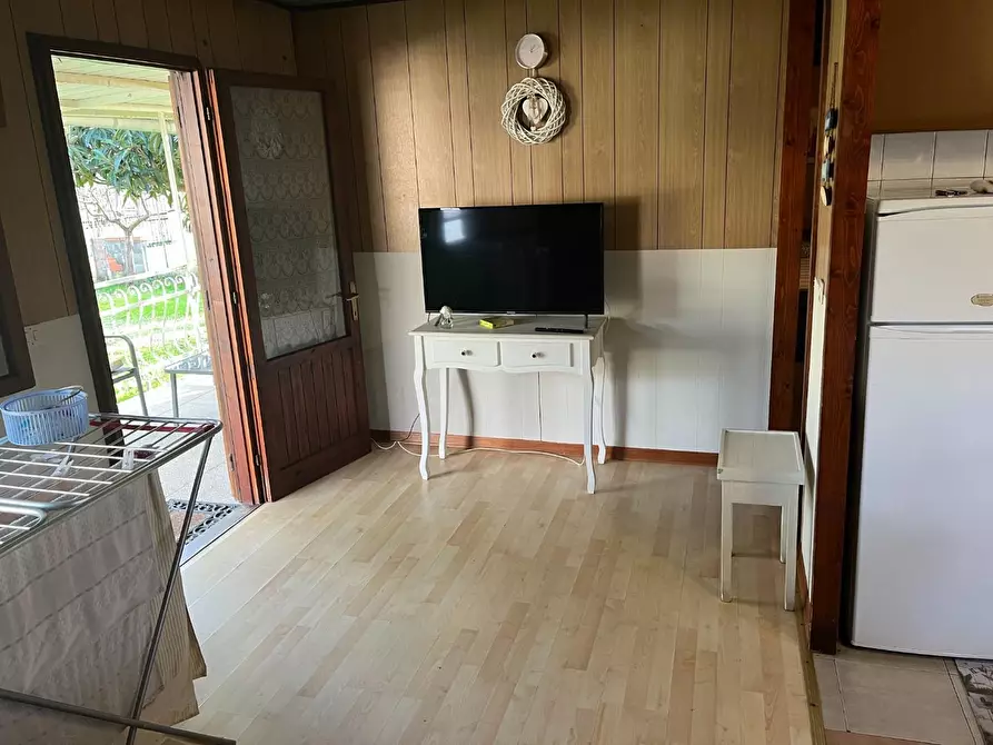 Immagine 8 di Casa indipendente in vendita  a Montignoso