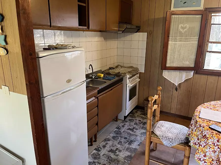 Immagine 10 di Casa indipendente in vendita  a Montignoso