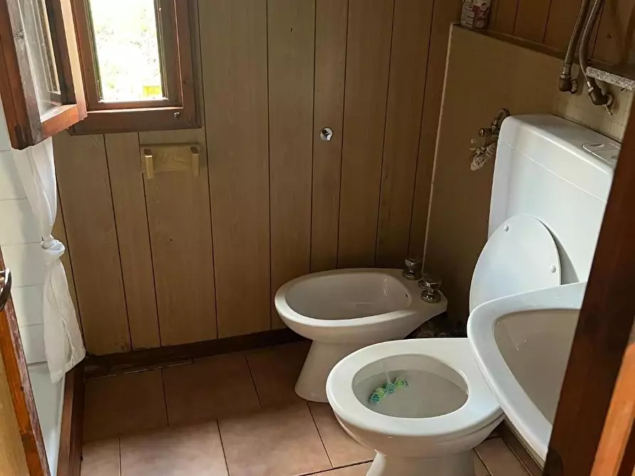 Immagine 14 di Casa indipendente in vendita  a Montignoso