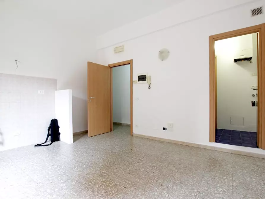 Immagine 1 di Appartamento in vendita  a Siena