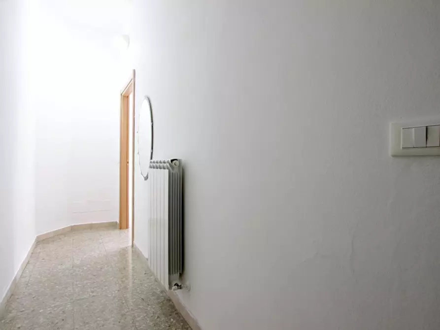 Immagine 4 di Appartamento in vendita  a Siena