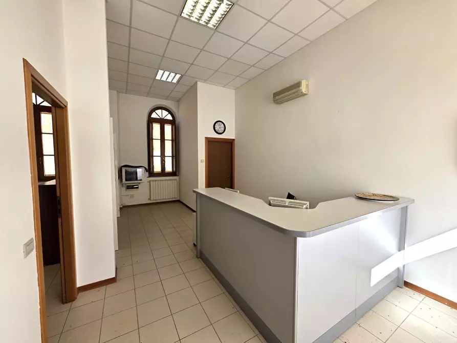 Immagine 9 di Ufficio in vendita  a Fucecchio