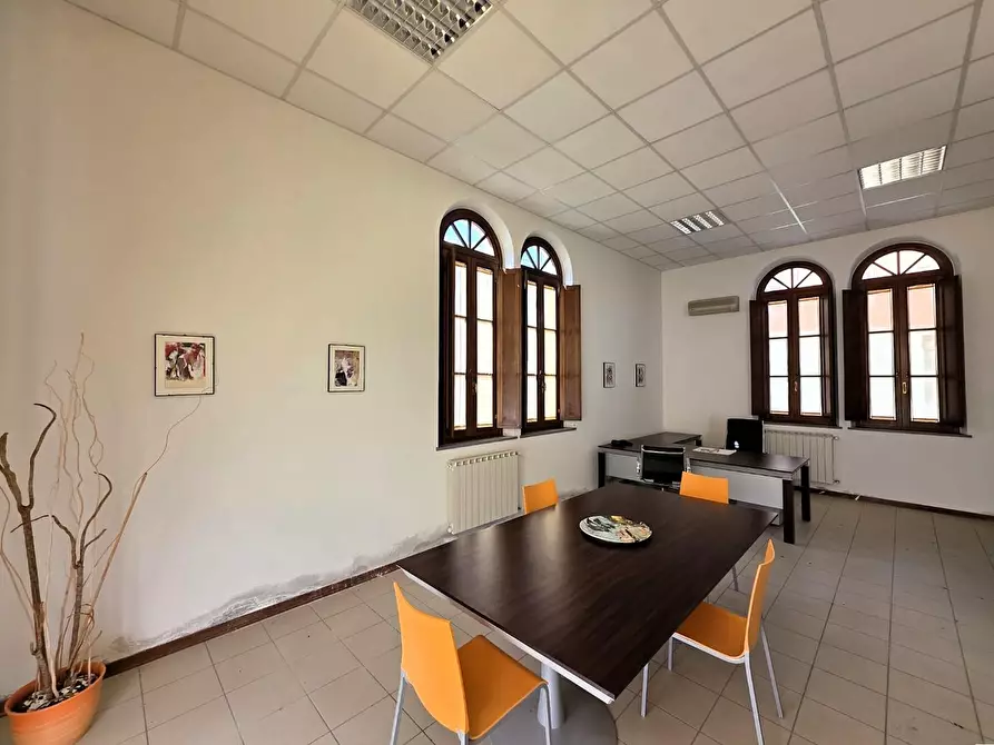 Immagine 1 di Ufficio in vendita  a Fucecchio