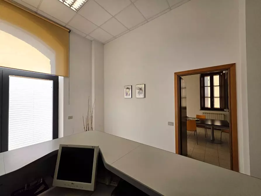 Immagine 10 di Ufficio in vendita  a Fucecchio