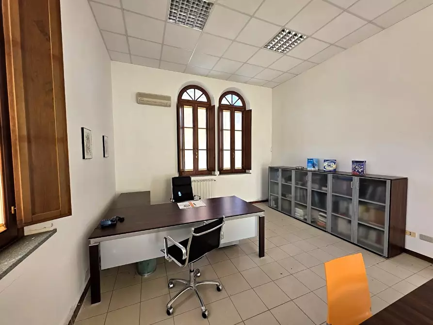 Immagine 7 di Ufficio in vendita  a Fucecchio