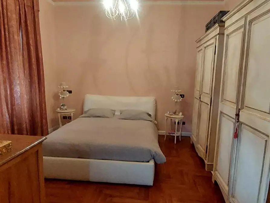 Immagine 22 di Appartamento in vendita  a Carrara