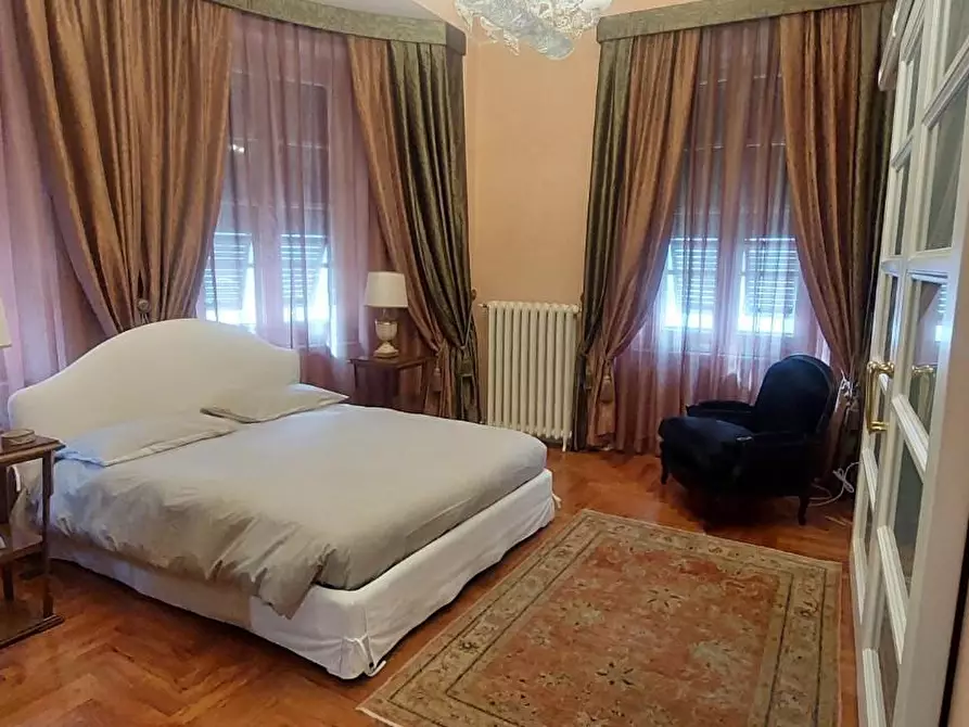 Immagine 29 di Appartamento in vendita  a Carrara