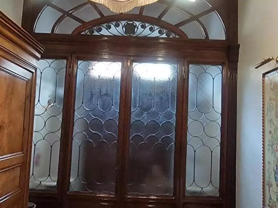 Immagine 2 di Appartamento in vendita  a Carrara