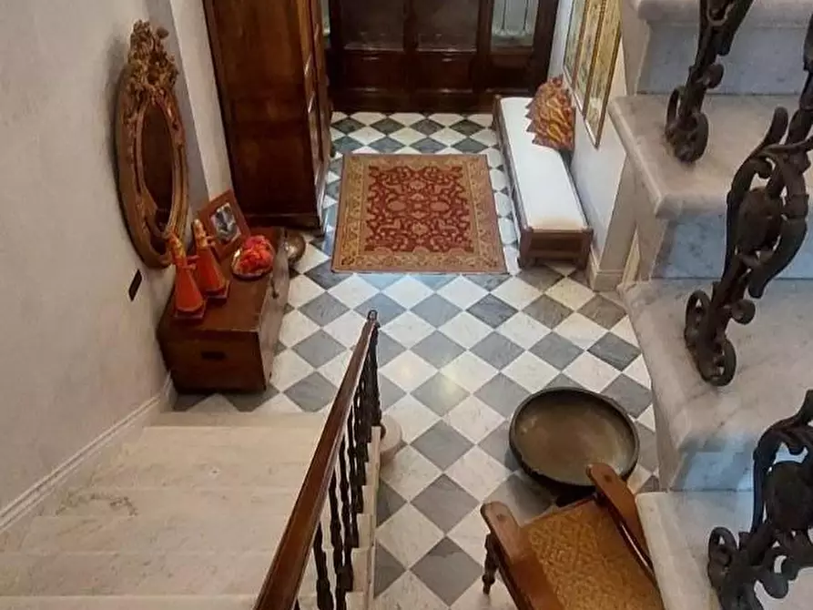 Immagine 15 di Appartamento in vendita  a Carrara