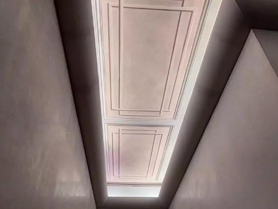 Immagine 16 di Appartamento in vendita  a Carrara