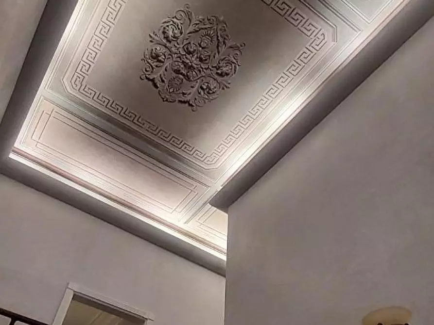 Immagine 13 di Appartamento in vendita  a Carrara