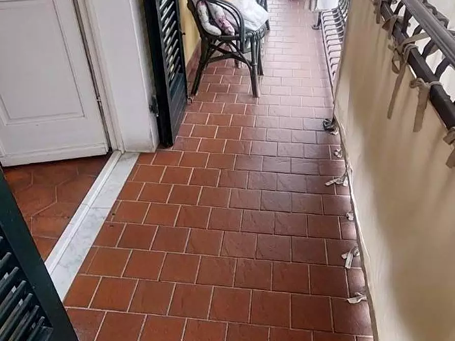 Immagine 10 di Appartamento in vendita  a Carrara