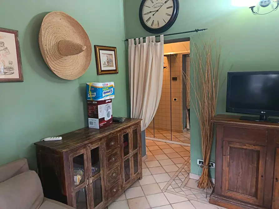 Immagine 13 di Casa bifamiliare in vendita  a Massa