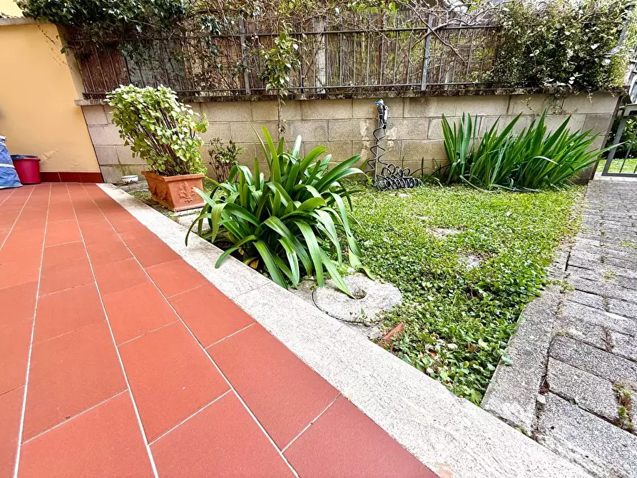 Immagine 17 di Appartamento in vendita  a Ponsacco