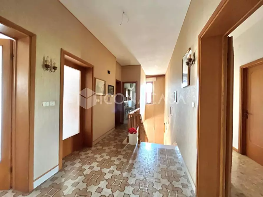 Immagine 14 di Appartamento in vendita  a Pontedera