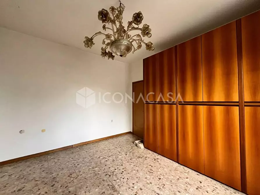 Immagine 18 di Appartamento in vendita  a Pontedera