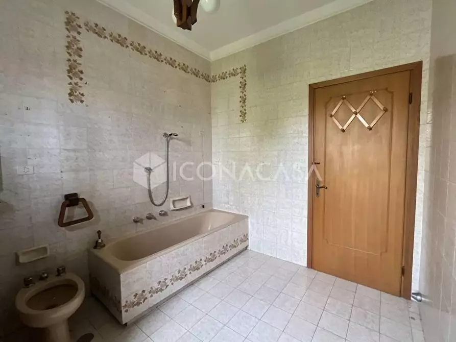 Immagine 25 di Appartamento in vendita  a Pontedera