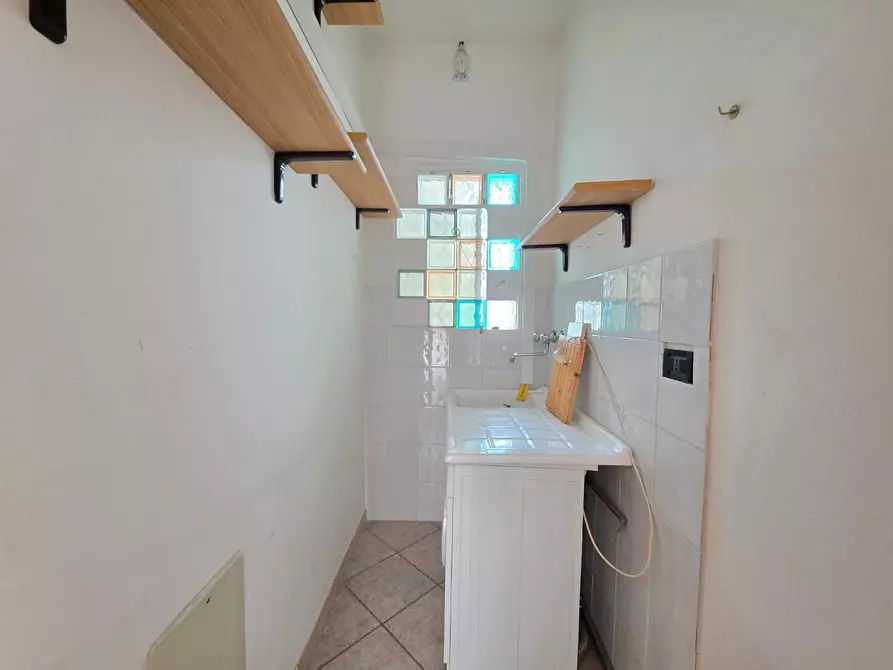 Immagine 15 di Appartamento in vendita  a Santa Maria A Monte