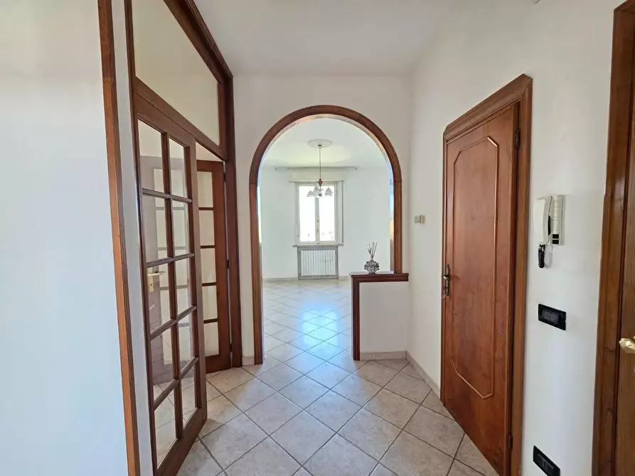 Immagine 1 di Appartamento in vendita  a Santa Maria A Monte