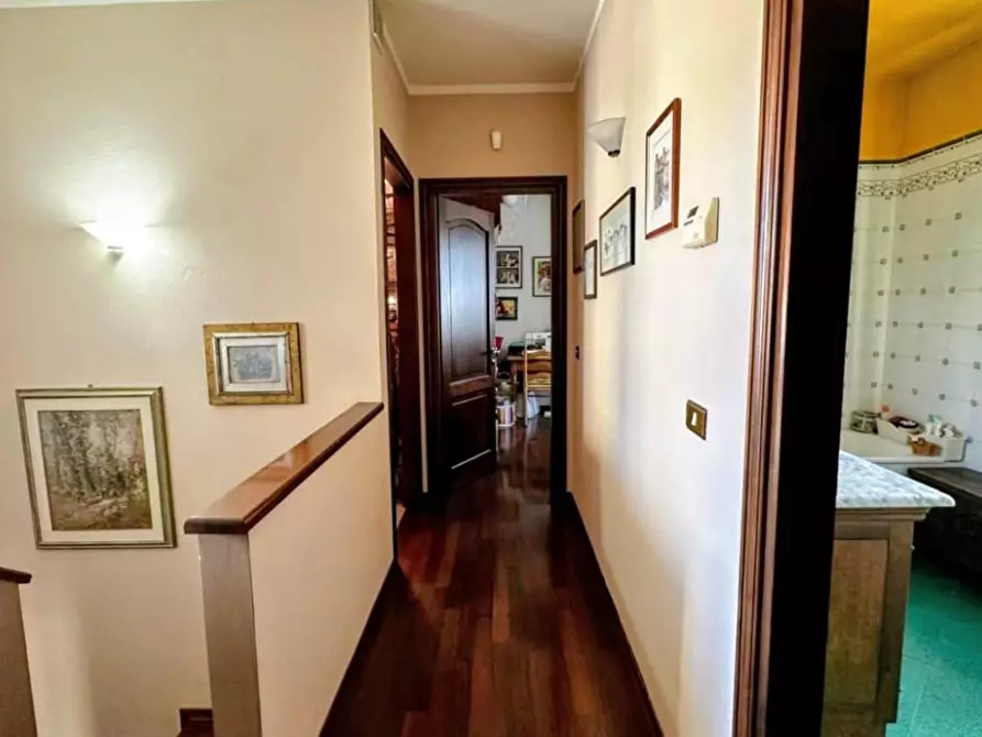 Immagine 32 di Casa indipendente in vendita  a Castelnuovo Di Garfagnana