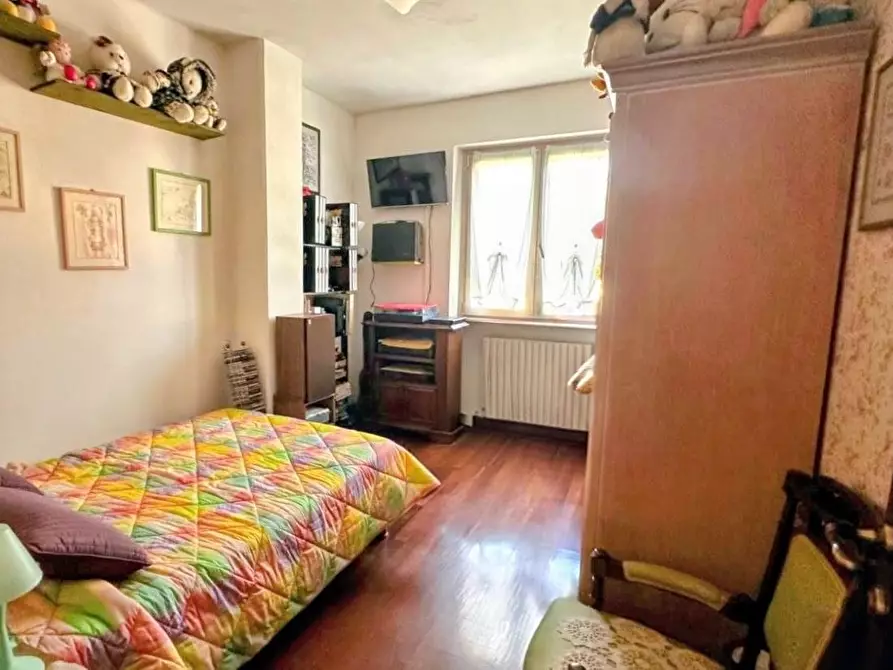 Immagine 30 di Casa indipendente in vendita  a Castelnuovo Di Garfagnana