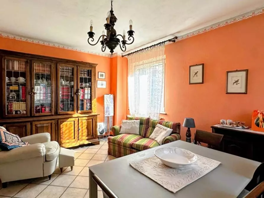 Immagine 19 di Casa indipendente in vendita  a Castelnuovo Di Garfagnana