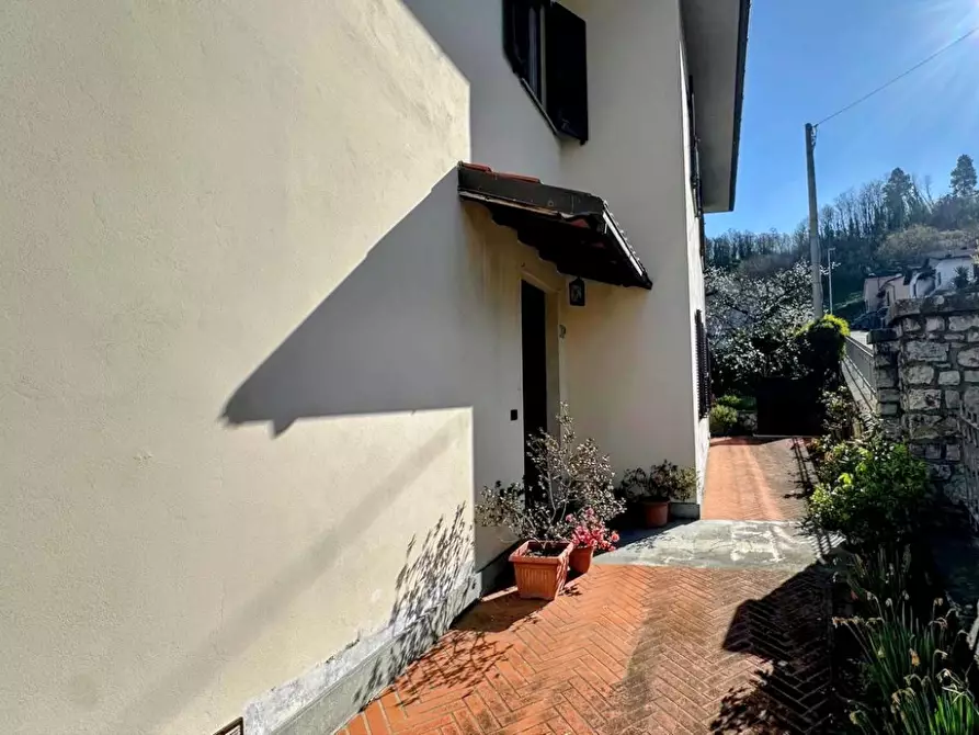 Immagine 52 di Casa indipendente in vendita  a Castelnuovo Di Garfagnana