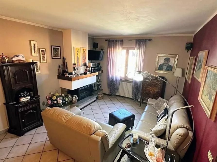 Immagine 1 di Casa indipendente in vendita  a Castelnuovo Di Garfagnana