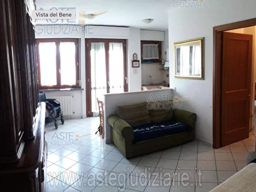 Immagine 1 di Appartamento in vendita  a Cascina