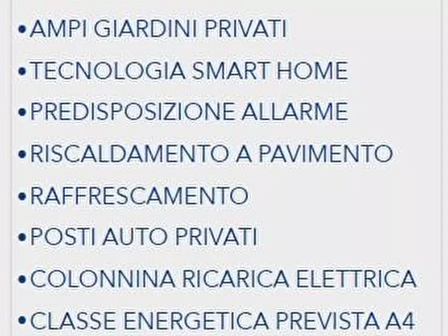 Immagine 9 di Casa indipendente in vendita  a Pietrasanta