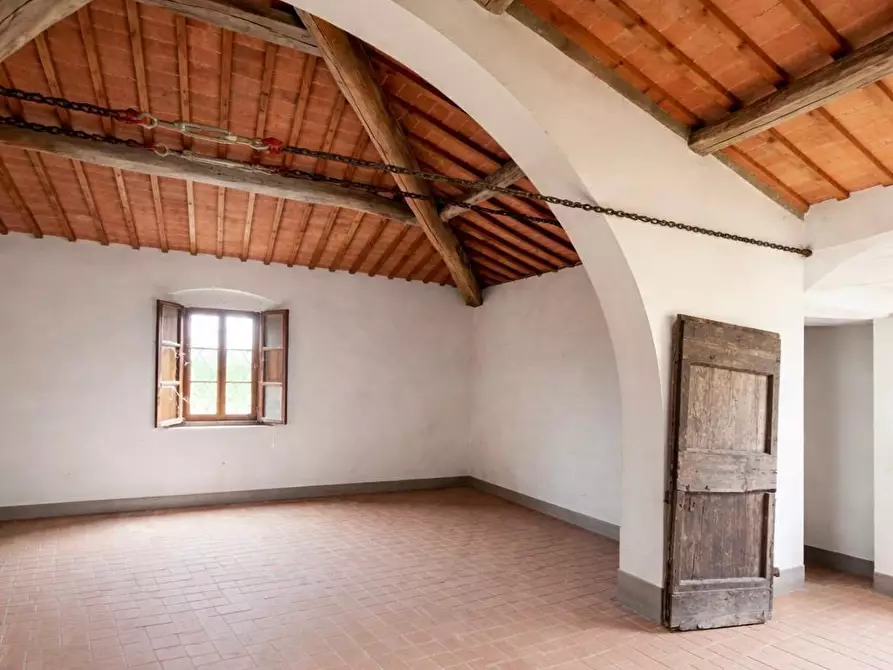 Immagine 2 di Casa colonica in vendita  a Cerreto Guidi
