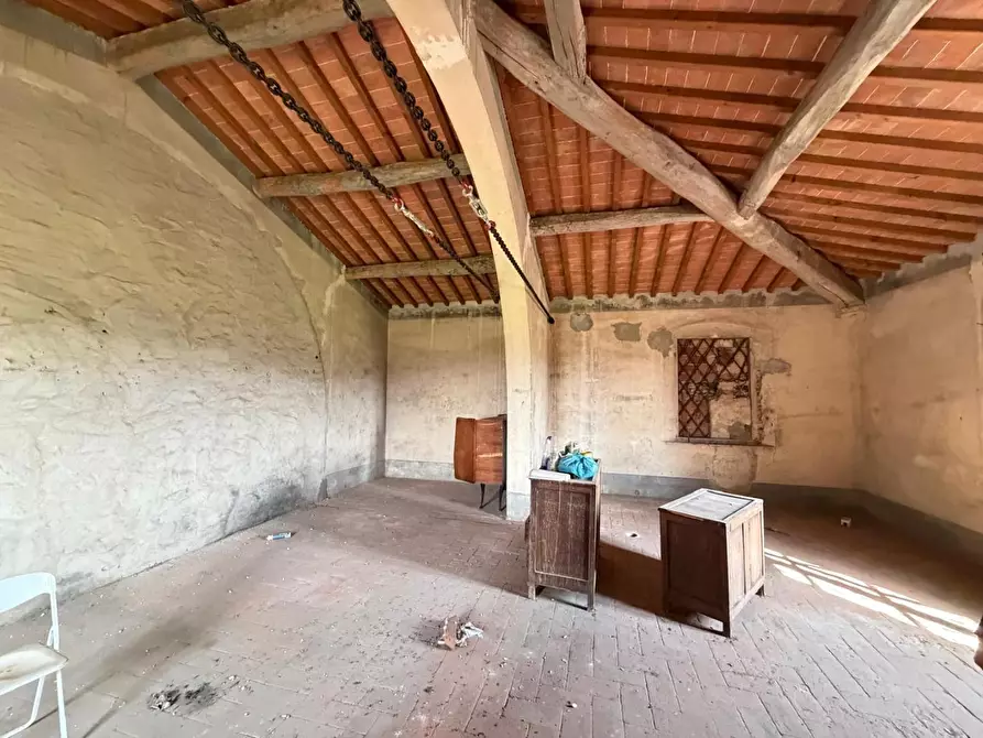 Immagine 9 di Casa colonica in vendita  a Cerreto Guidi