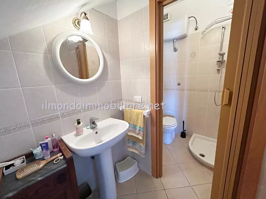 Immagine 7 di Appartamento in vendita  a Rosignano Marittimo