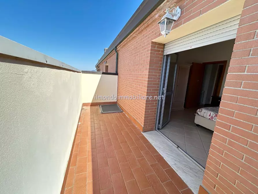 Immagine 19 di Appartamento in vendita  a Rosignano Marittimo