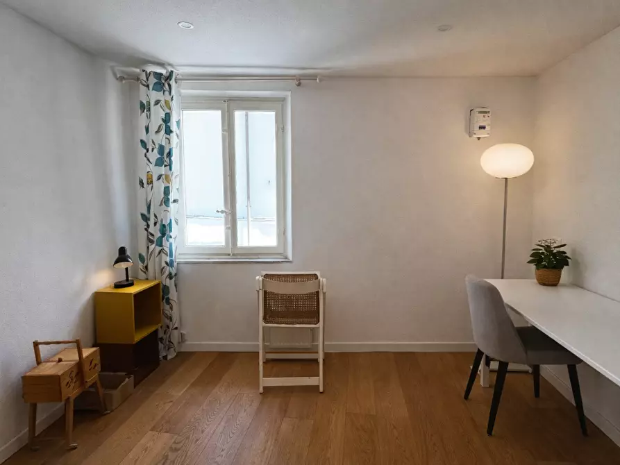 Immagine 26 di Appartamento in vendita  a Lucca