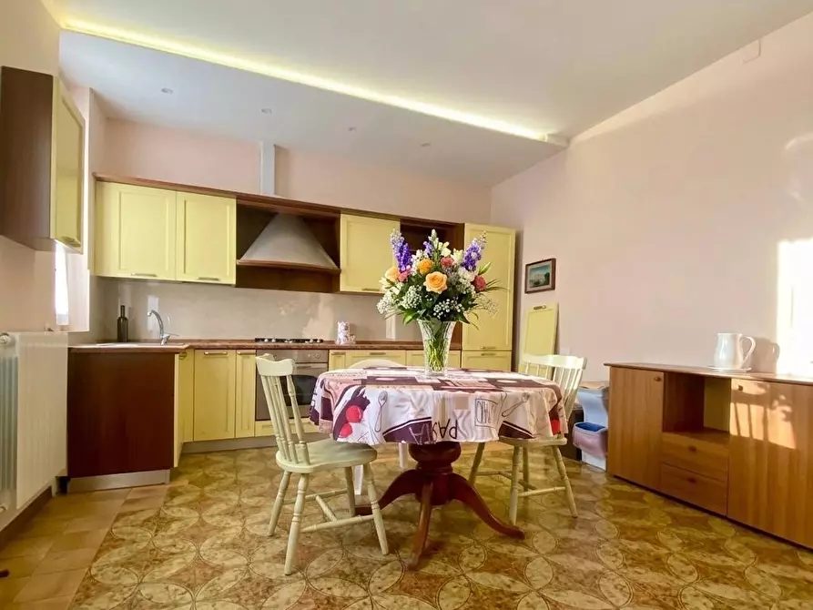 Immagine 1 di Appartamento in vendita  a Ponsacco