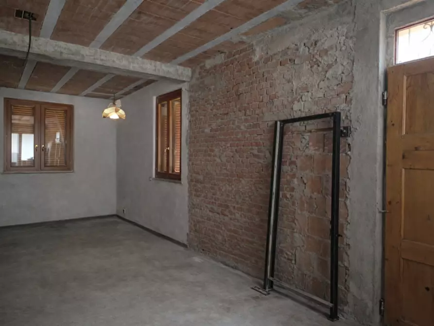 Immagine 8 di Casa bifamiliare in vendita  a Arezzo