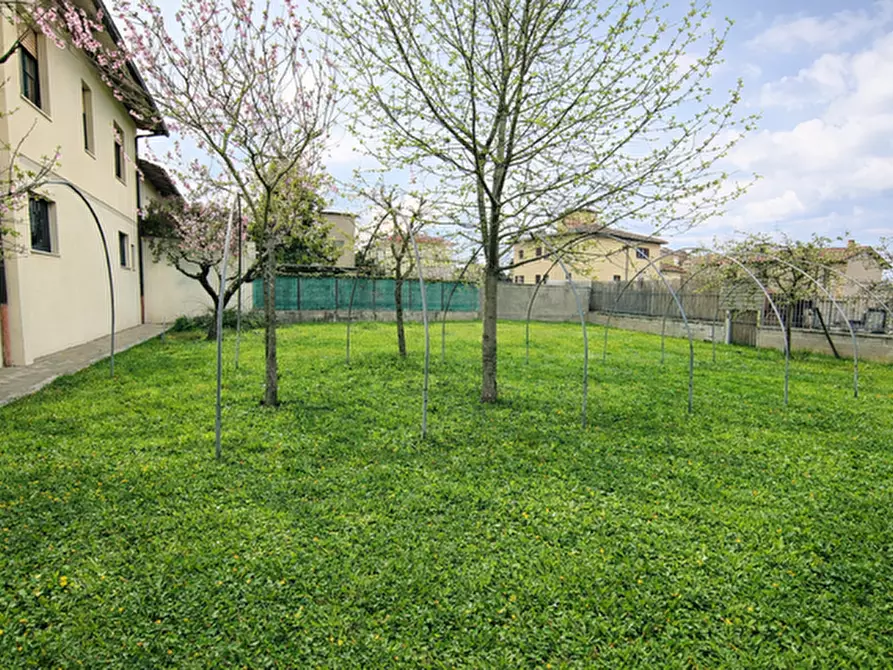 Immagine 4 di Casa bifamiliare in vendita  a Arezzo